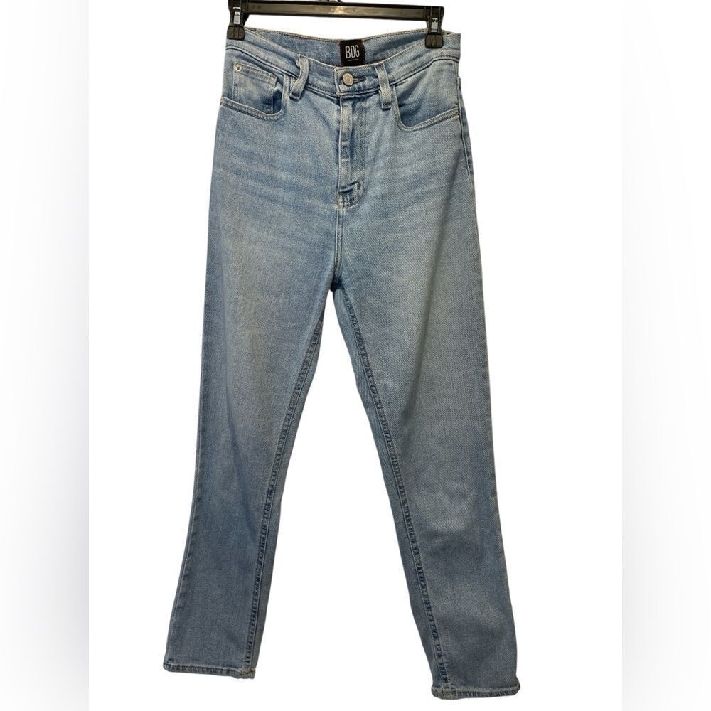 BDG Girlfriend High Rise Cropped Classic Blue Denim Jeans size 26